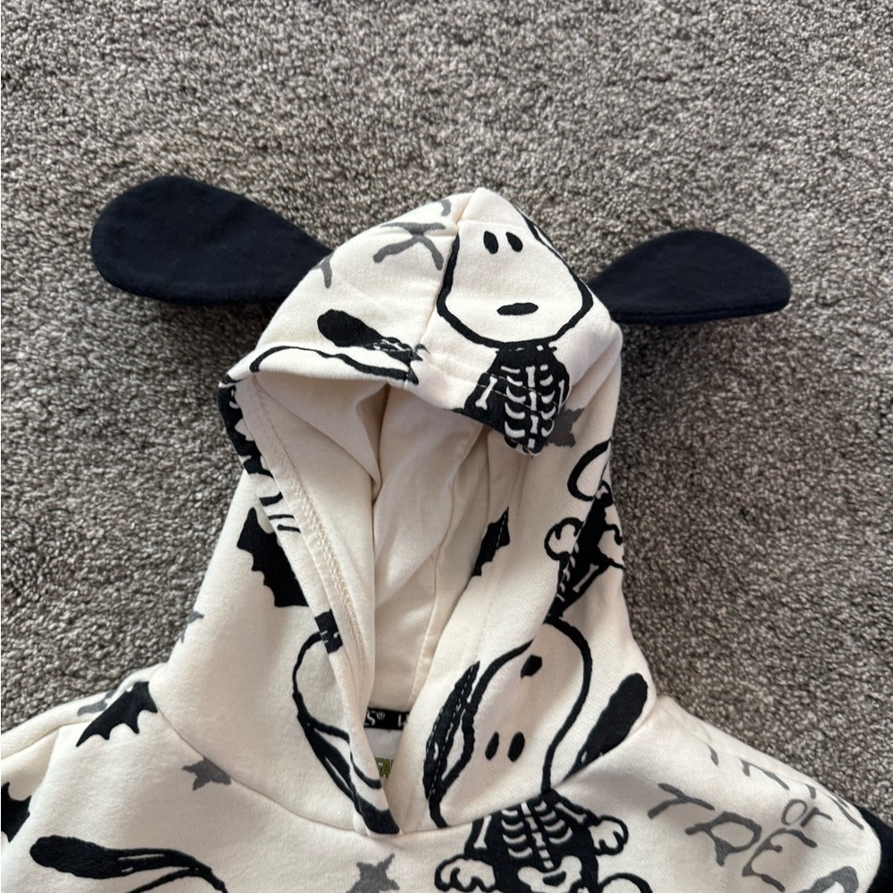3T Peanuts Halloween pullover hoodie toddler Boy Girl Black White Snoopy ears - Picture 3 of 8